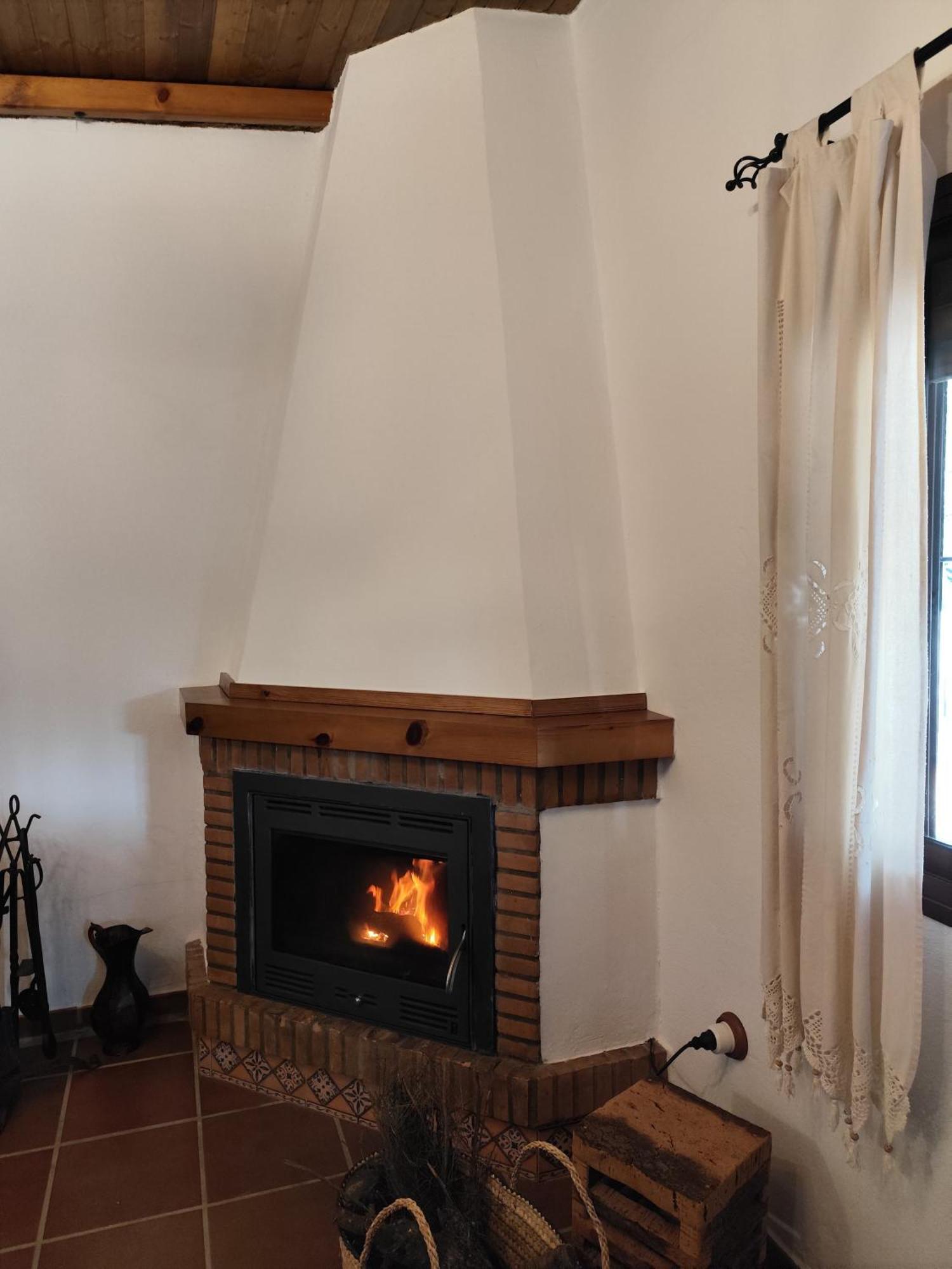 Vivienda Rural Los Madronos Malcocinado  Bagian luar foto